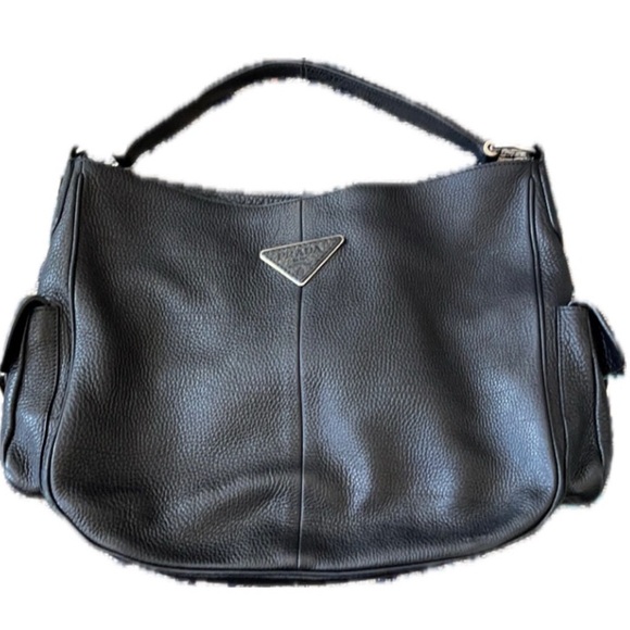 COPY - Authentic Prada Vintage Leather Shoulder Bag - Picture 2 of 13